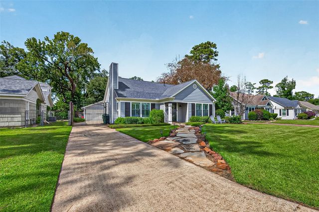1530 Sue Barnett Drive, Houston, TX 77018