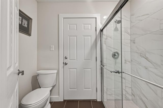 1530 Sue Barnett Drive, Houston, TX 77018