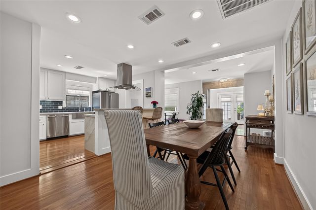 1530 Sue Barnett Drive, Houston, TX 77018