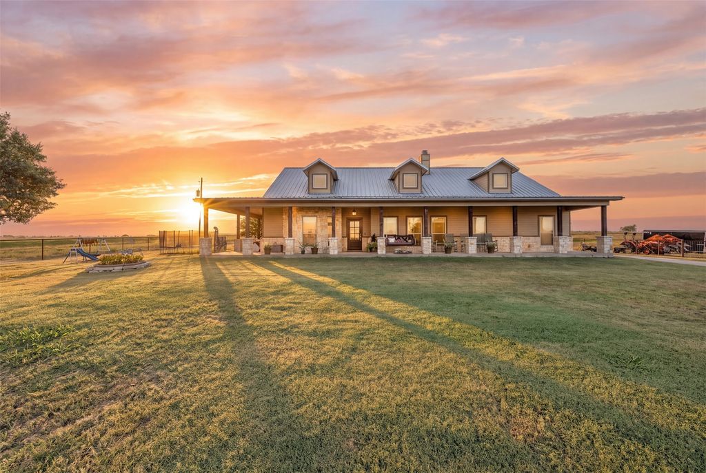 8928 County Road 1232, Godley, TX 76044 — photo 2