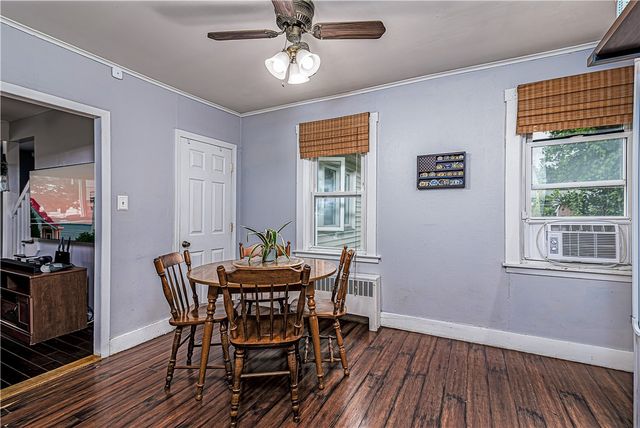 28 Bakers Creek Road, Warwick, RI 02886