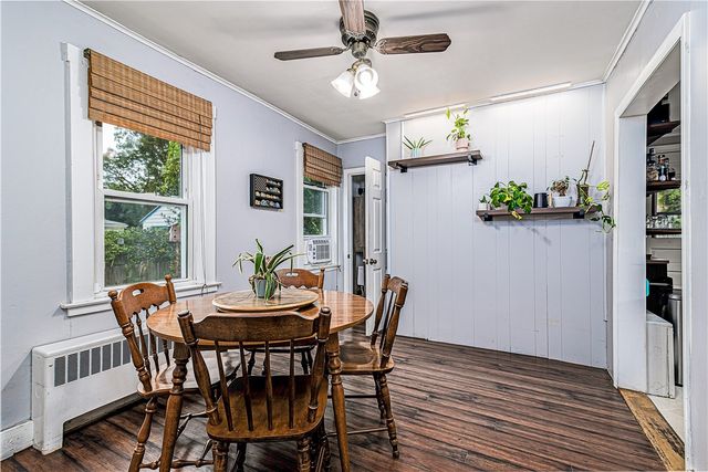 28 Bakers Creek Road, Warwick, RI 02886