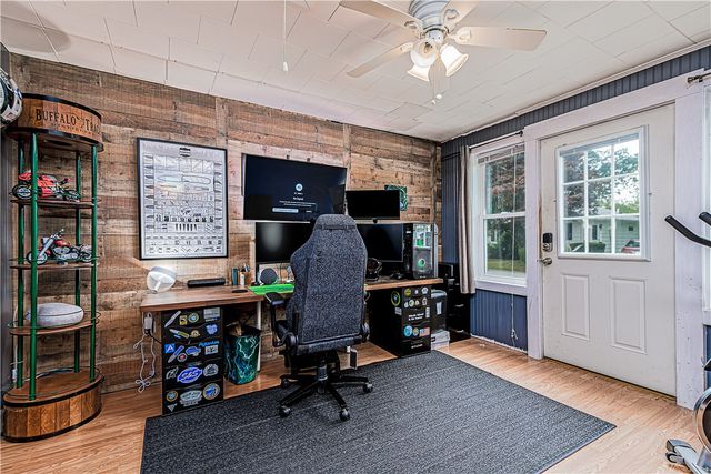 28 Bakers Creek Road, Warwick, RI 02886