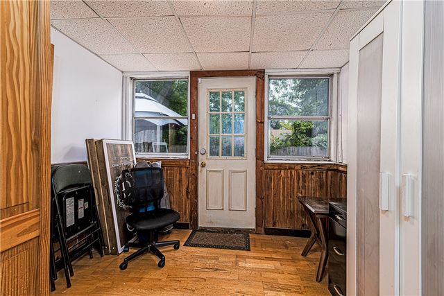 28 Bakers Creek Road, Warwick, RI 02886