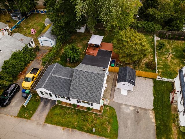 28 Bakers Creek Road, Warwick, RI 02886