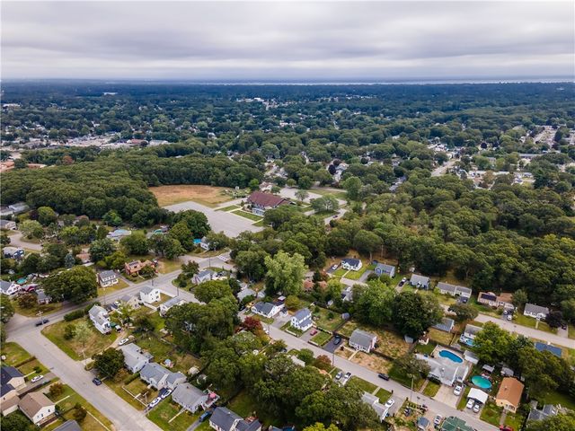 28 Bakers Creek Road, Warwick, RI 02886