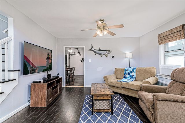 28 Bakers Creek Road, Warwick, RI 02886