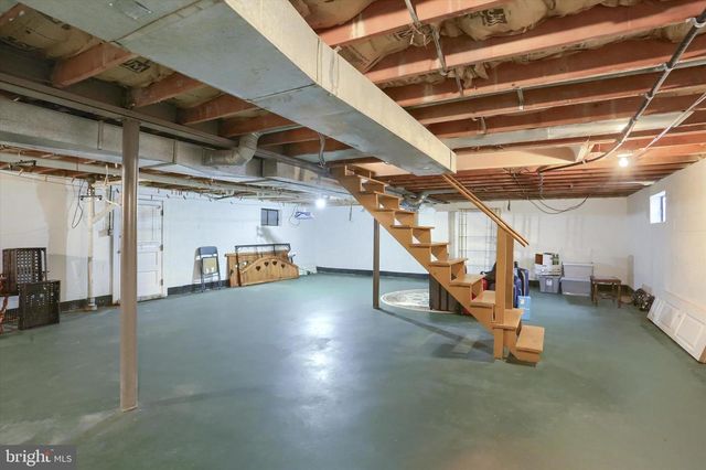 2102 PARKSIDE RD, Camp Hill, PA 17011