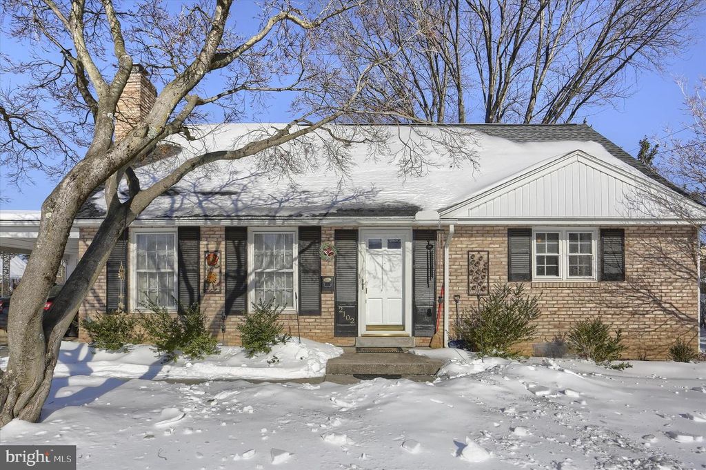 2102 PARKSIDE RD, Camp Hill, PA 17011