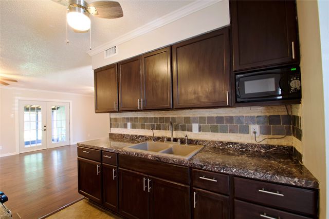 2708 N Avenue, Plano, TX 75074