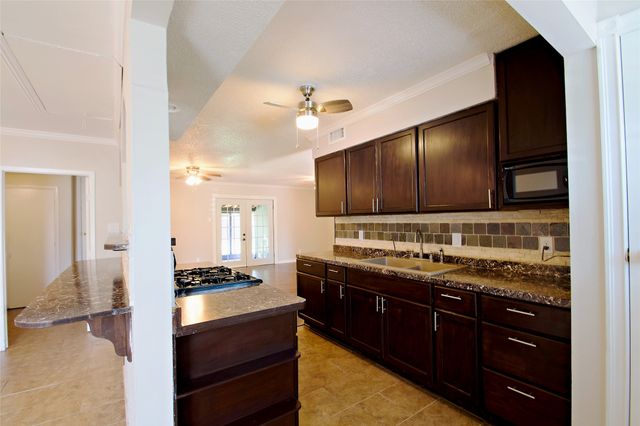 2708 N Avenue, Plano, TX 75074