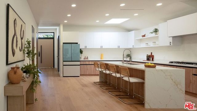4631 Norwich Avenue, Sherman Oaks, CA 91403