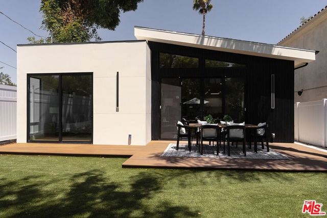 4631 Norwich Avenue, Sherman Oaks, CA 91403