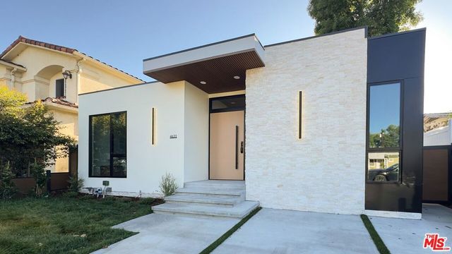 4631 Norwich Avenue, Sherman Oaks, CA 91403