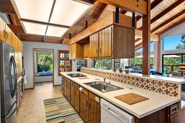 1051 Sandalwood Dr, Murphys, CA 95247