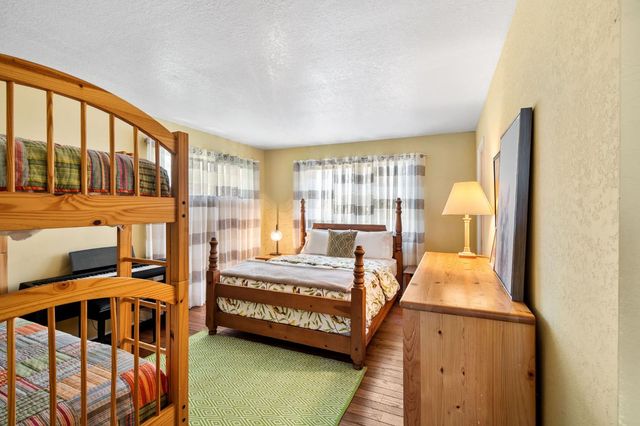 1051 Sandalwood Dr, Murphys, CA 95247