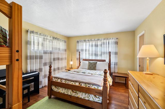 1051 Sandalwood Dr, Murphys, CA 95247