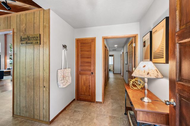 1051 Sandalwood Dr, Murphys, CA 95247