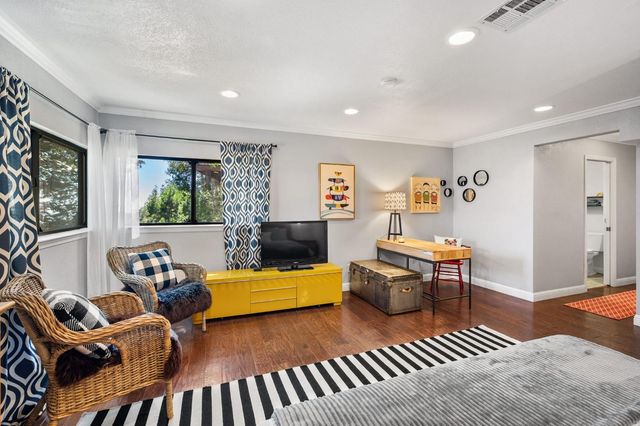 1051 Sandalwood Dr, Murphys, CA 95247