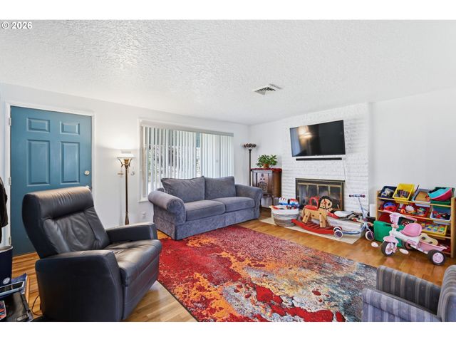 1000 SAVILLE Ave, Eugene, OR 97404