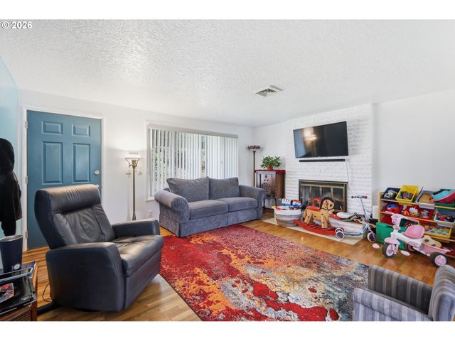 1000 SAVILLE Ave, Eugene, OR 97404