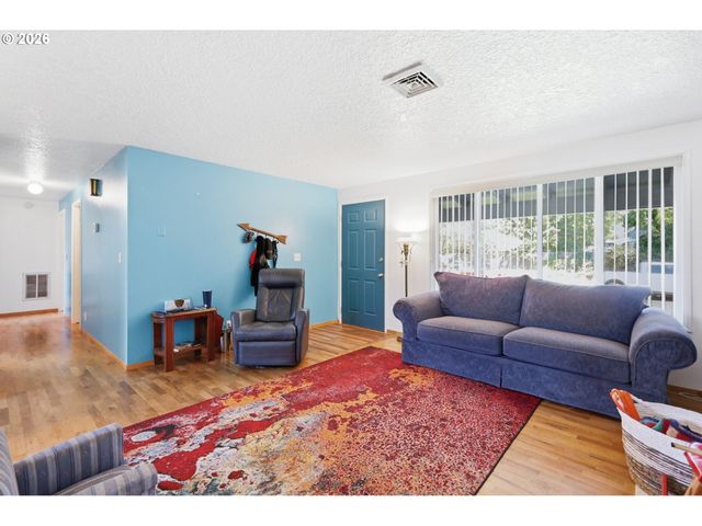 1000 SAVILLE Ave, Eugene, OR 97404
