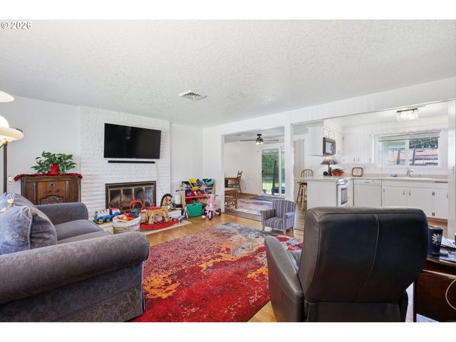1000 SAVILLE Ave, Eugene, OR 97404
