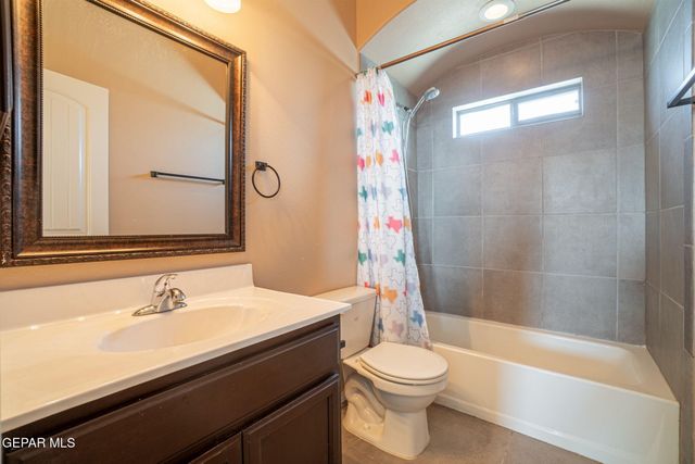 14641 RANDALL CUNNINGHAM, El Paso, TX 79938