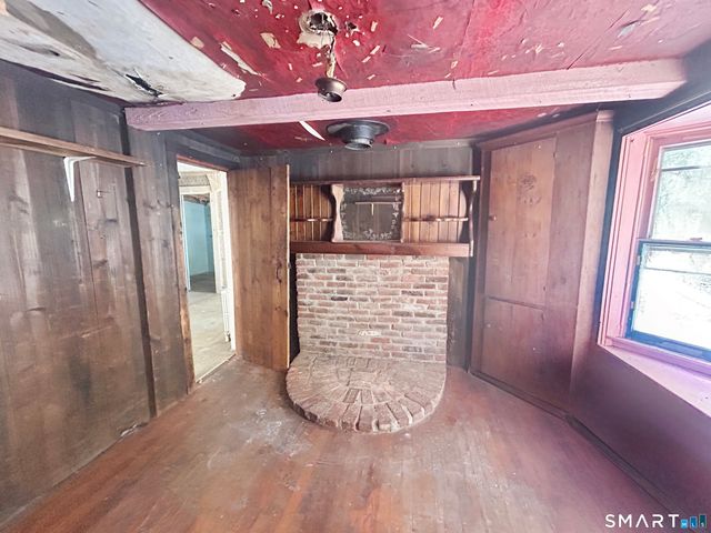 70 East Hill Road, Canton, CT 06019