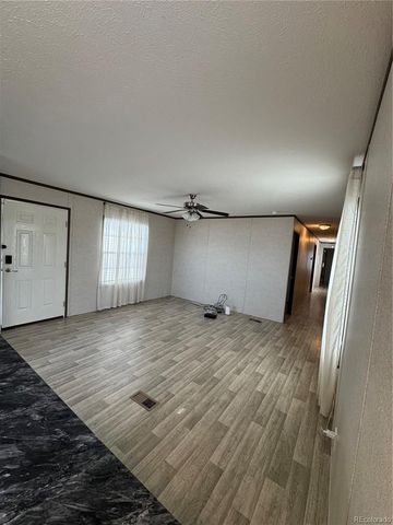 4211 E 100th Avenue, Thornton, CO 80229