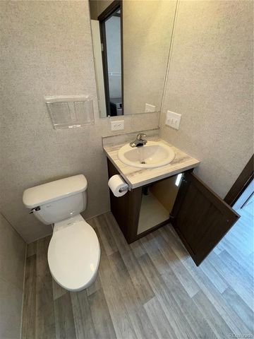 4211 E 100th Avenue, Thornton, CO 80229