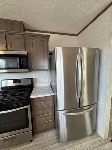 4211 E 100th Avenue, Thornton, CO 80229