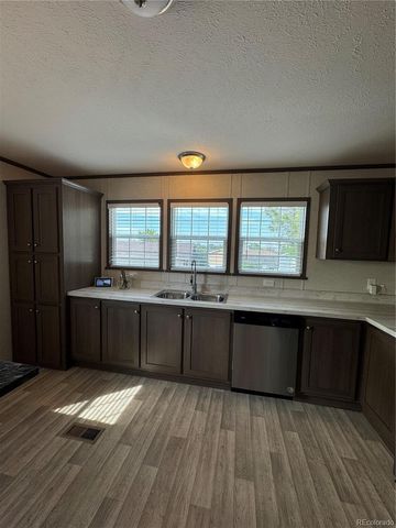 4211 E 100th Avenue, Thornton, CO 80229