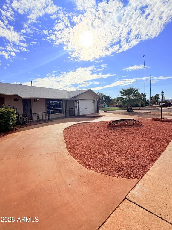 10656 W CONNECTICUT Avenue, Sun City, AZ 85351 — photo 4