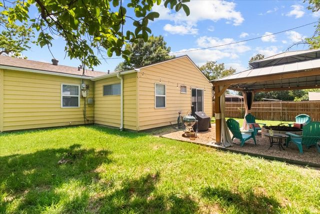 2311 Anderson Street, Irving, TX 75062