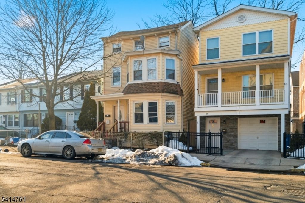 61 Holsman St, Paterson City, NJ 07522