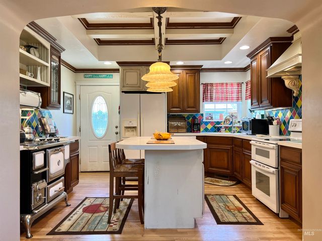 710 Locust St, Twin Falls, ID 83301