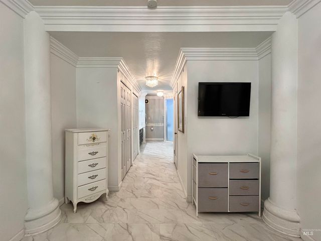 710 Locust St, Twin Falls, ID 83301