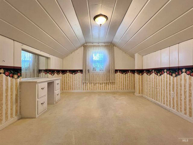 710 Locust St, Twin Falls, ID 83301