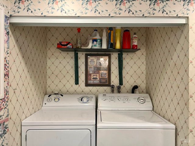 710 Locust St, Twin Falls, ID 83301