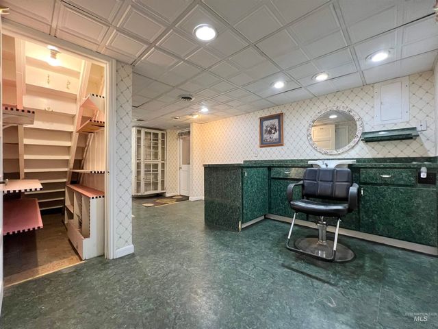 710 Locust St, Twin Falls, ID 83301