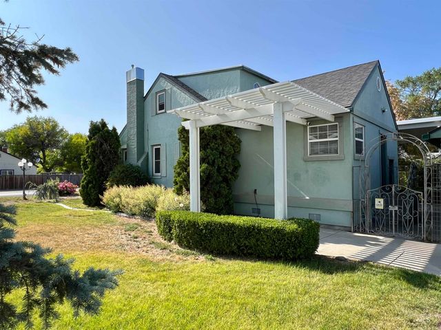 710 Locust St, Twin Falls, ID 83301