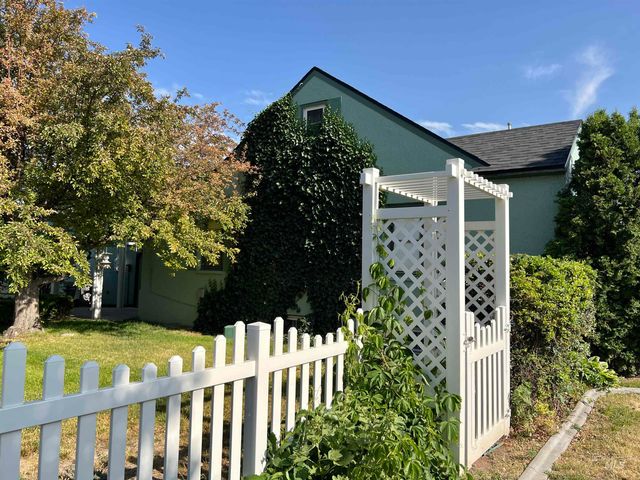 710 Locust St, Twin Falls, ID 83301