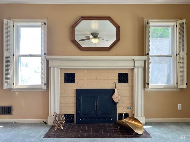 710 Locust St, Twin Falls, ID 83301