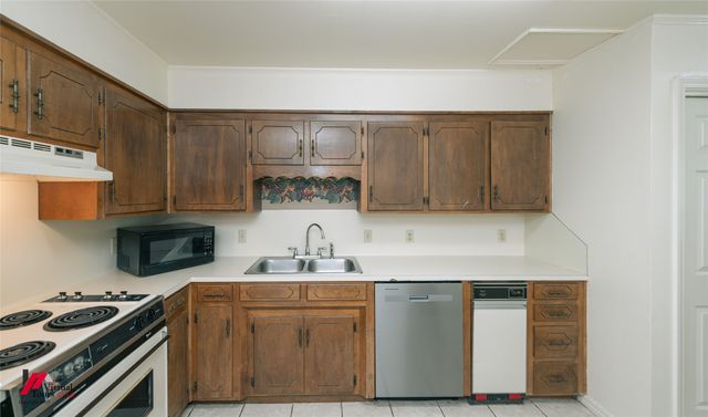 6000 Buncombe Road 8, Shreveport, LA 71129