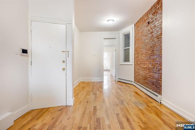 147 New York Avenue 202, Jersey City, NJ 07307