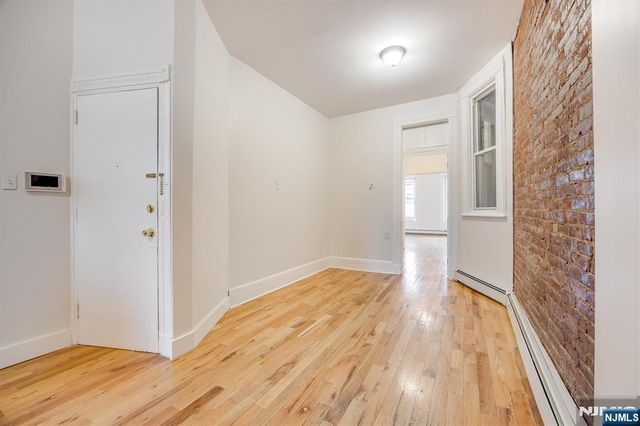 147 New York Avenue 202, Jersey City, NJ 07307