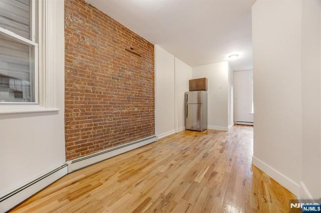 147 New York Avenue 202, Jersey City, NJ 07307