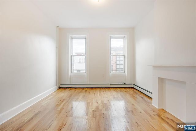 147 New York Avenue 202, Jersey City, NJ 07307