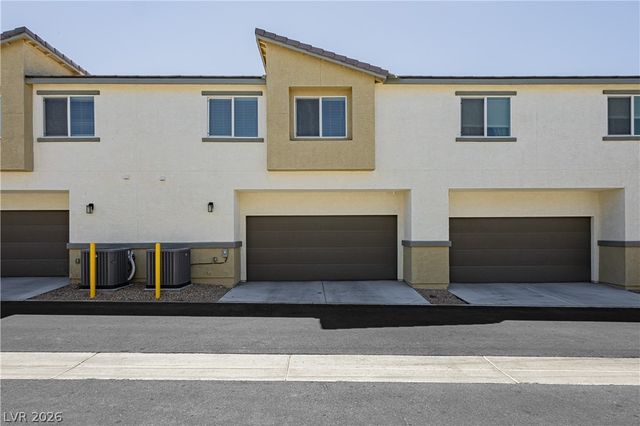 12369 Golden Wreath Road 2, Las Vegas, NV 89183